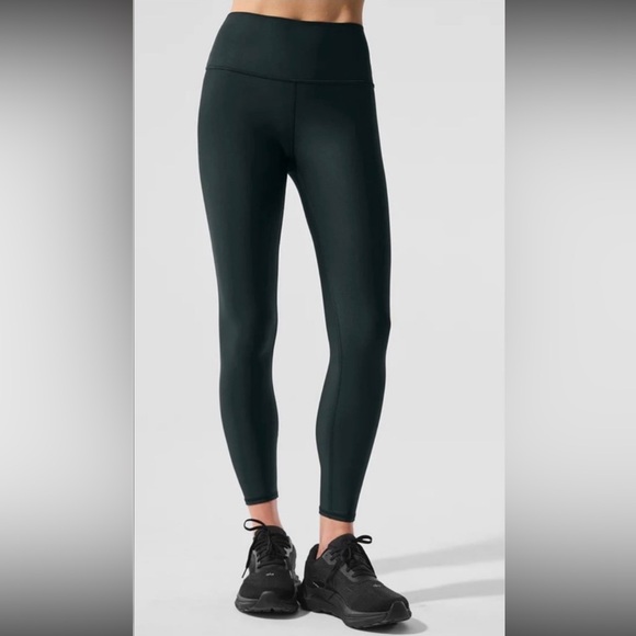 NWT ALO Yoga 7/8 High-Waist Airlift Legging in Charcoal Green - Picture 2 of 9